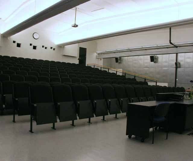 Old Millin auditorion istumapaikat
